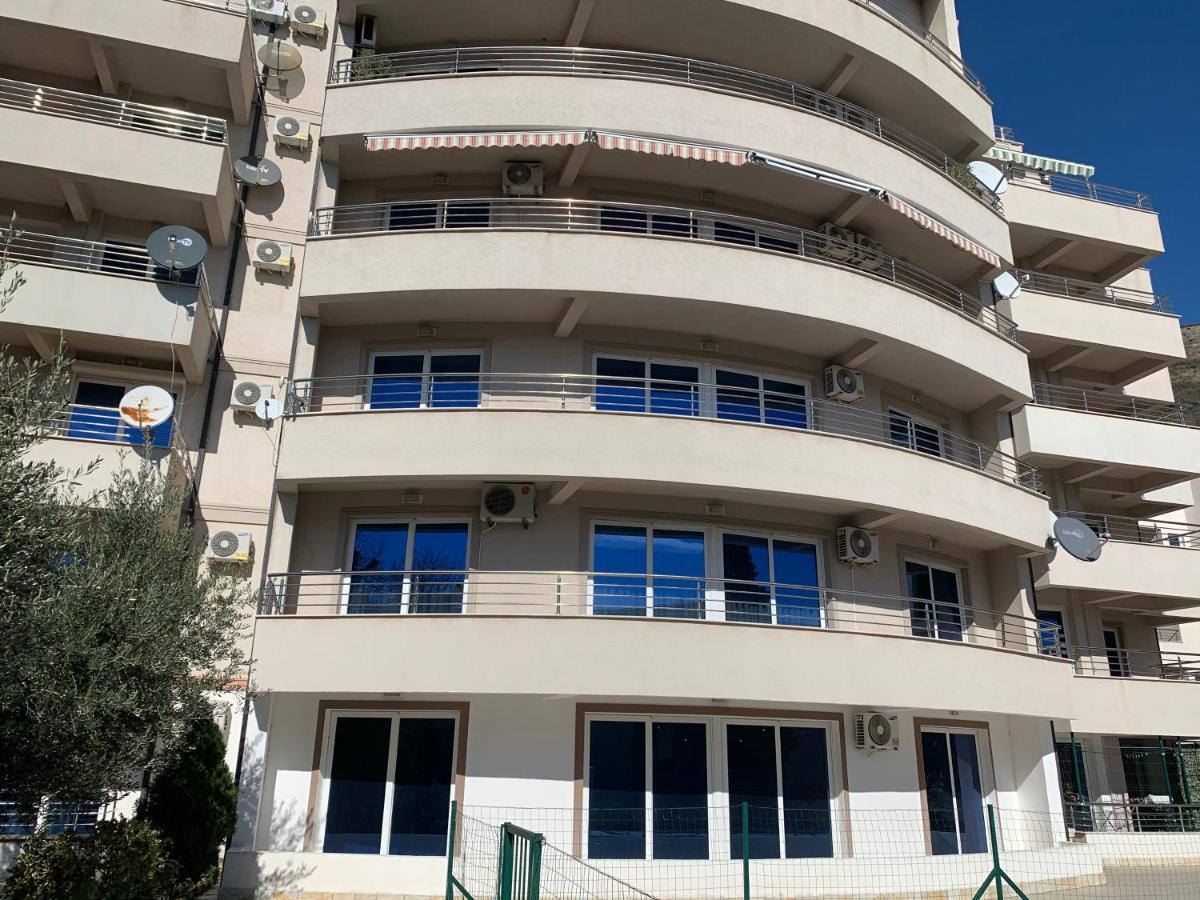 Apartment Liza Petrovac Dış mekan fotoğraf
