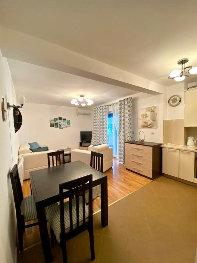 Apartment Liza Petrovac Dış mekan fotoğraf