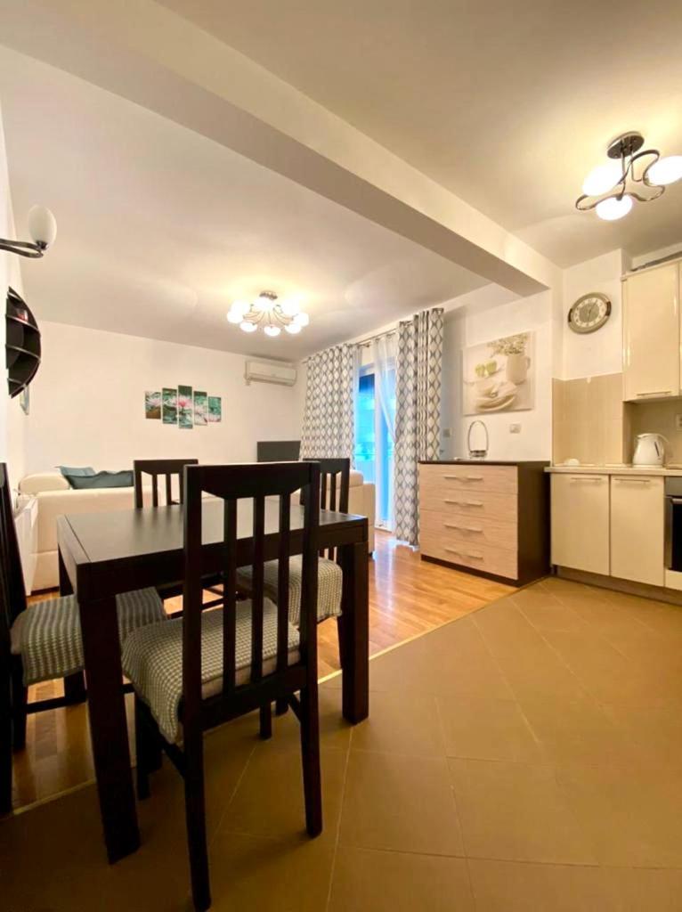Apartment Liza Petrovac Dış mekan fotoğraf